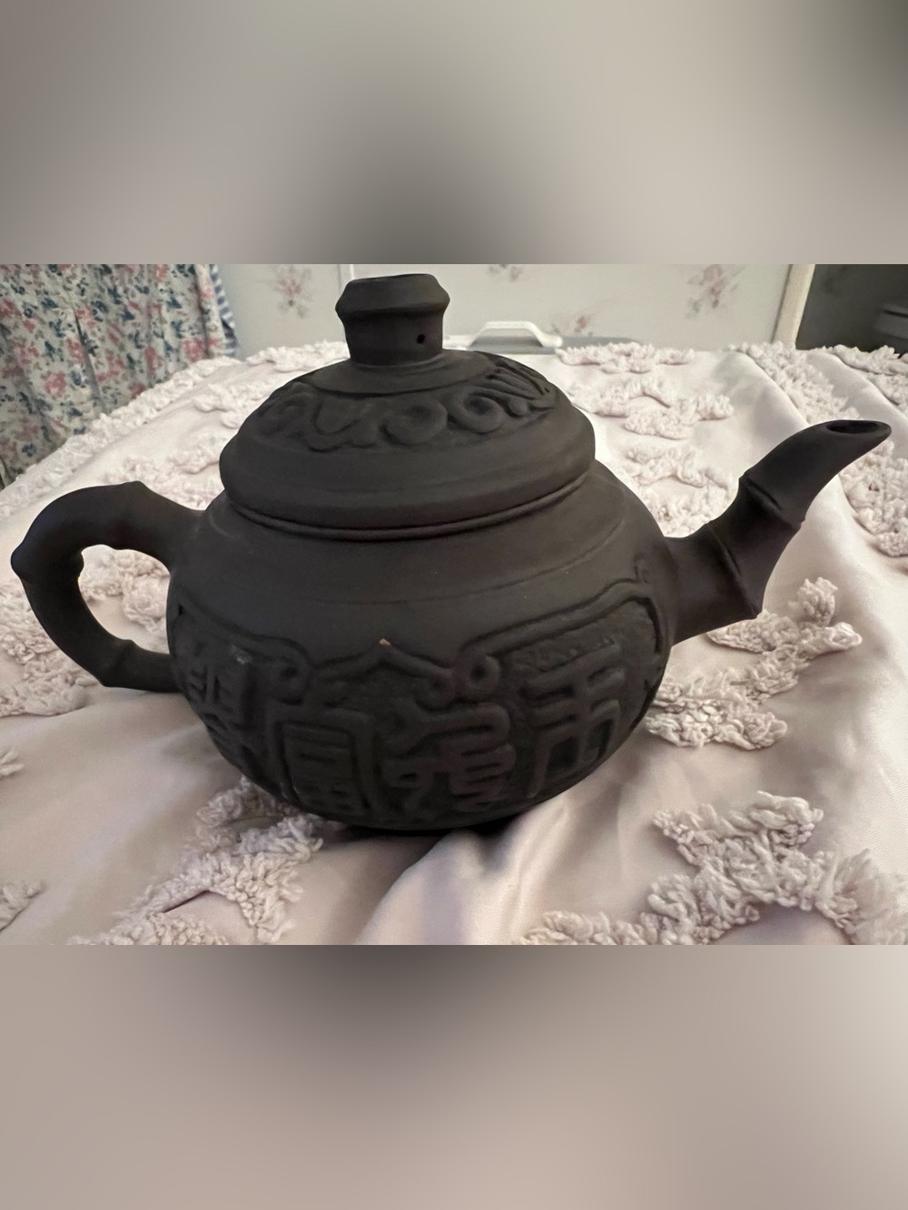 vintage Chinese Yixing Zisha purple clay teapot